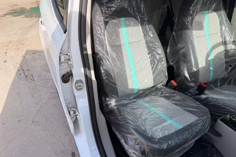 Used JMEV Xiao Qilin 2024 201 km Luxury Version