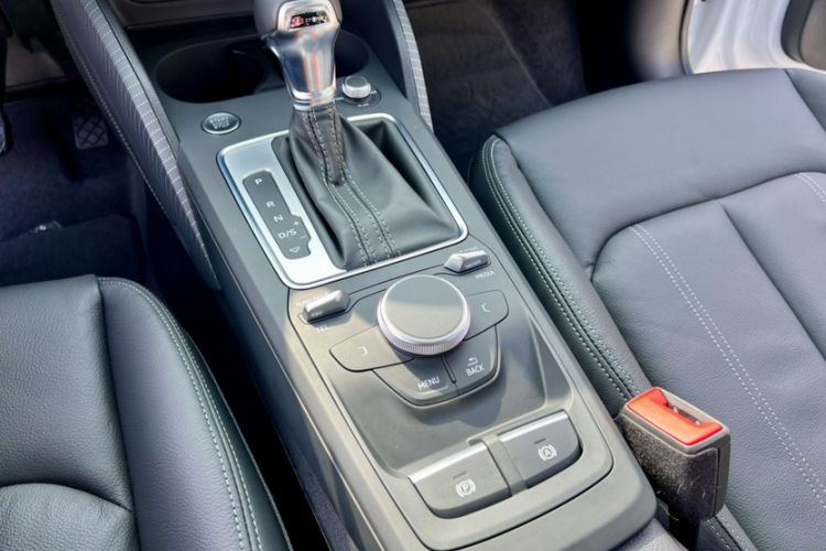 Used Audi Q2L 2022 35 TFSI Fashion Dynamic Model
