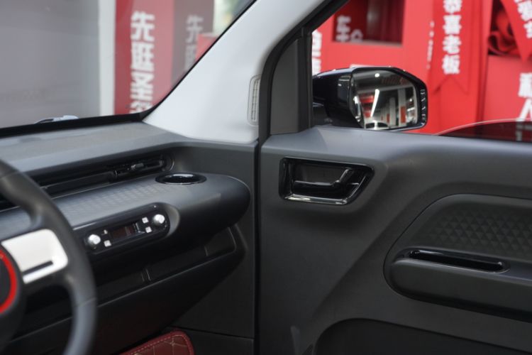 Used Wuling Hongguang MINIEV 2022 GAMEBOY 200km Gaming Edition with Lithium Iron Phosphate