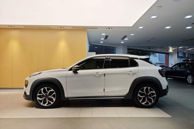 Used Lynk & Co 02 2019 High-Energy Edition 2.0T Automatic Two-Wheel Drive Pro Version China VI Standard
