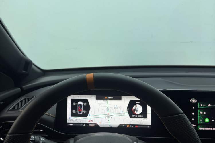 Used GAC Trumpchi EMPOW 2022 270T DCT J16 R-Style Track Edition Interior 1