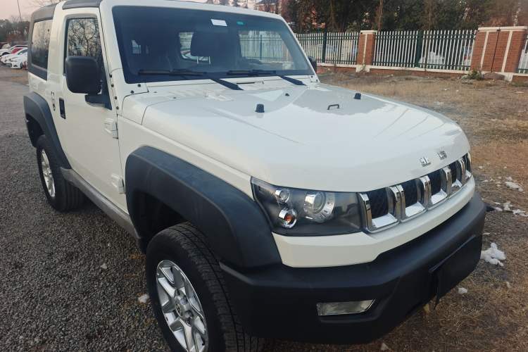 Used BAIC Off-Road BJ40 2016 2.0T Manual Two-Wheel Drive Prestige Edition