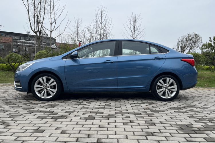 Used Chery Arrizo 5 2016 1.5L Manual Lingrui Edition Exterior 2