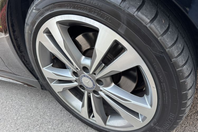 Used Mercedes-Benz E-Class 2015 E 260 L Sport Edition
