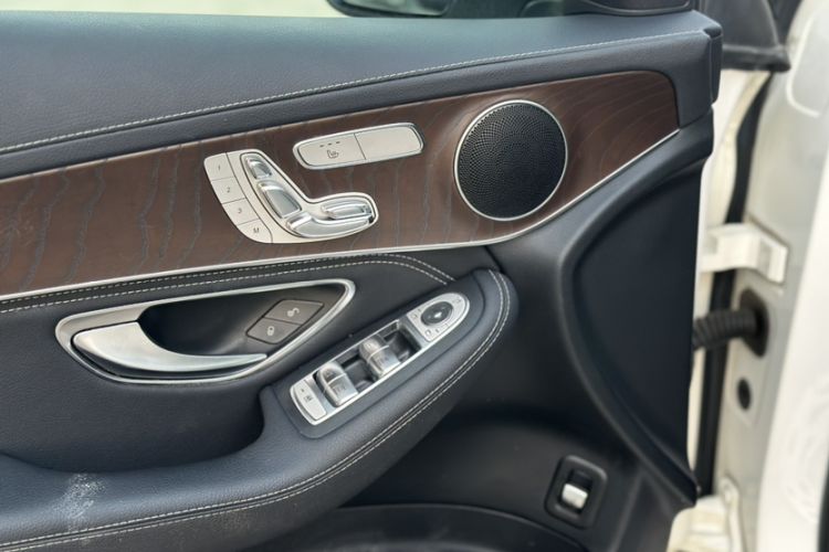 Used Mercedes-Benz GLC 2018 GLC 300 4MATIC Sport Edition
