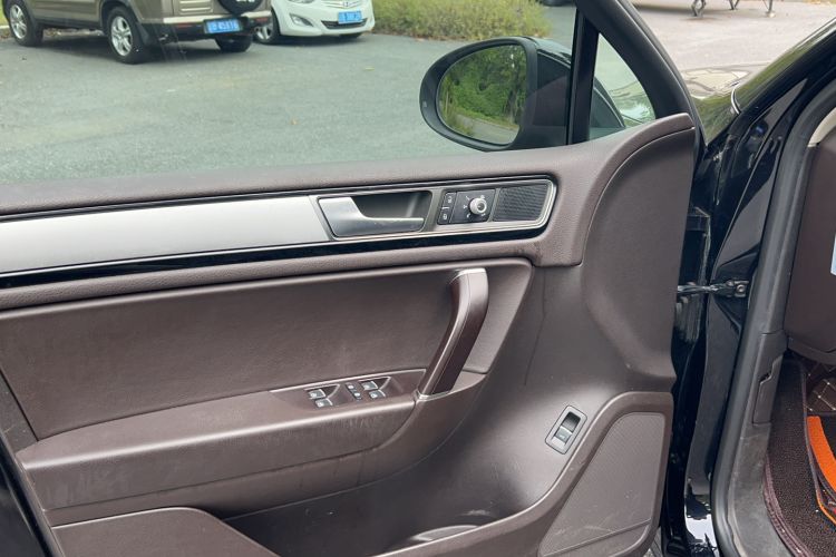 Used Volkswagen Touareg 2015 3.0 TSI Standard Model