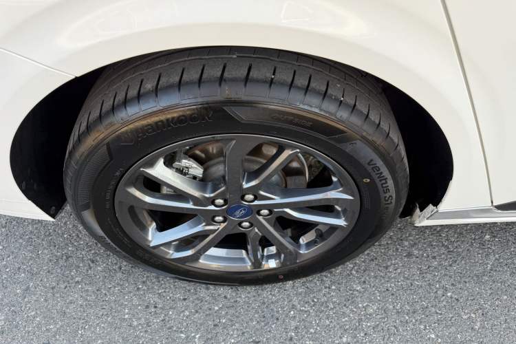 Used Ford Mondeo 2025 2.0T EcoBoost Luxury Version