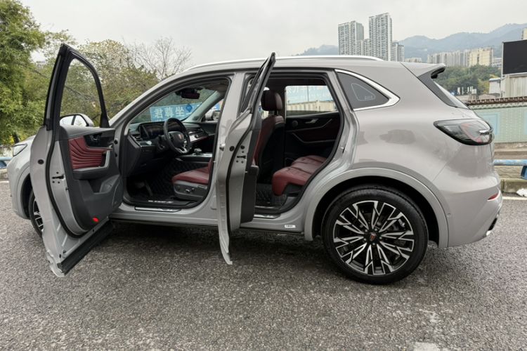 Used Hongqi HS5 2023 2.0T Flagship Pro Edition
