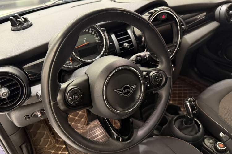 Used MINI MINI 2019 1.5T ONE PLUS