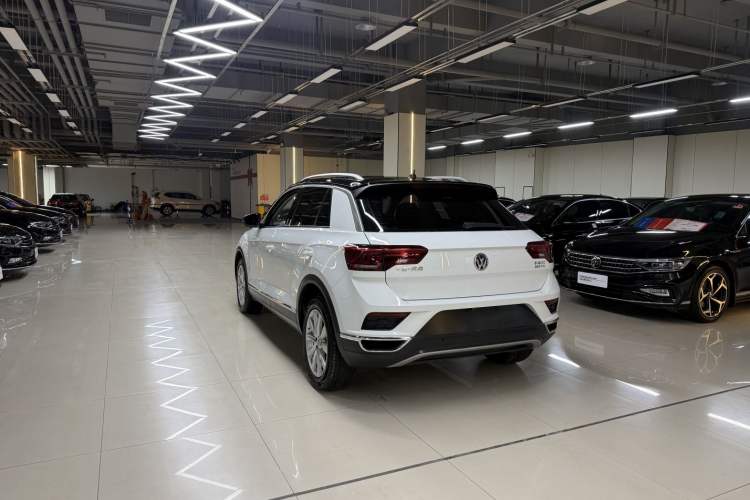 Used Volkswagen T-ROC 2018 280TSI DSG Two-Wheel Drive Advanced Version China V Emission Standard
