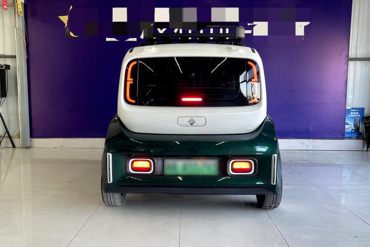 Used Baojun KiWi EV 2021 Customized Stylish Gold Edition Lithium Iron Phosphate