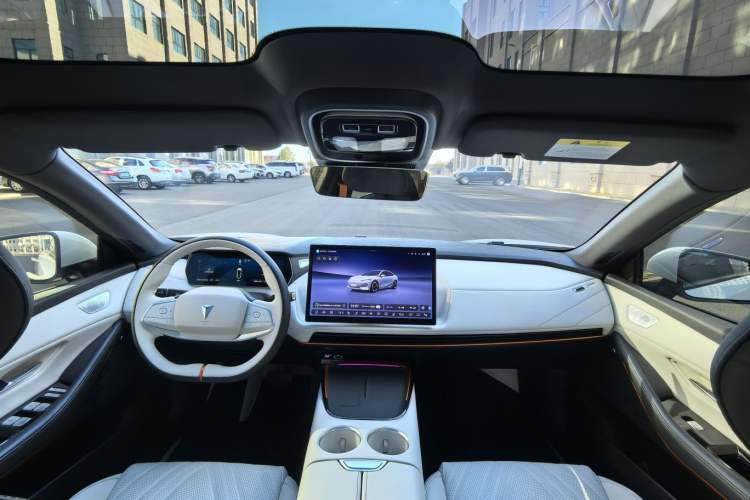 Used Deepal SL03 2024 135Plus Glory Edition Interior 2