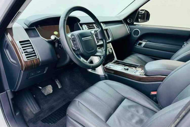 Used Land Rover Range Rover 2016 3.0 SC V6 Vogue Extended Version