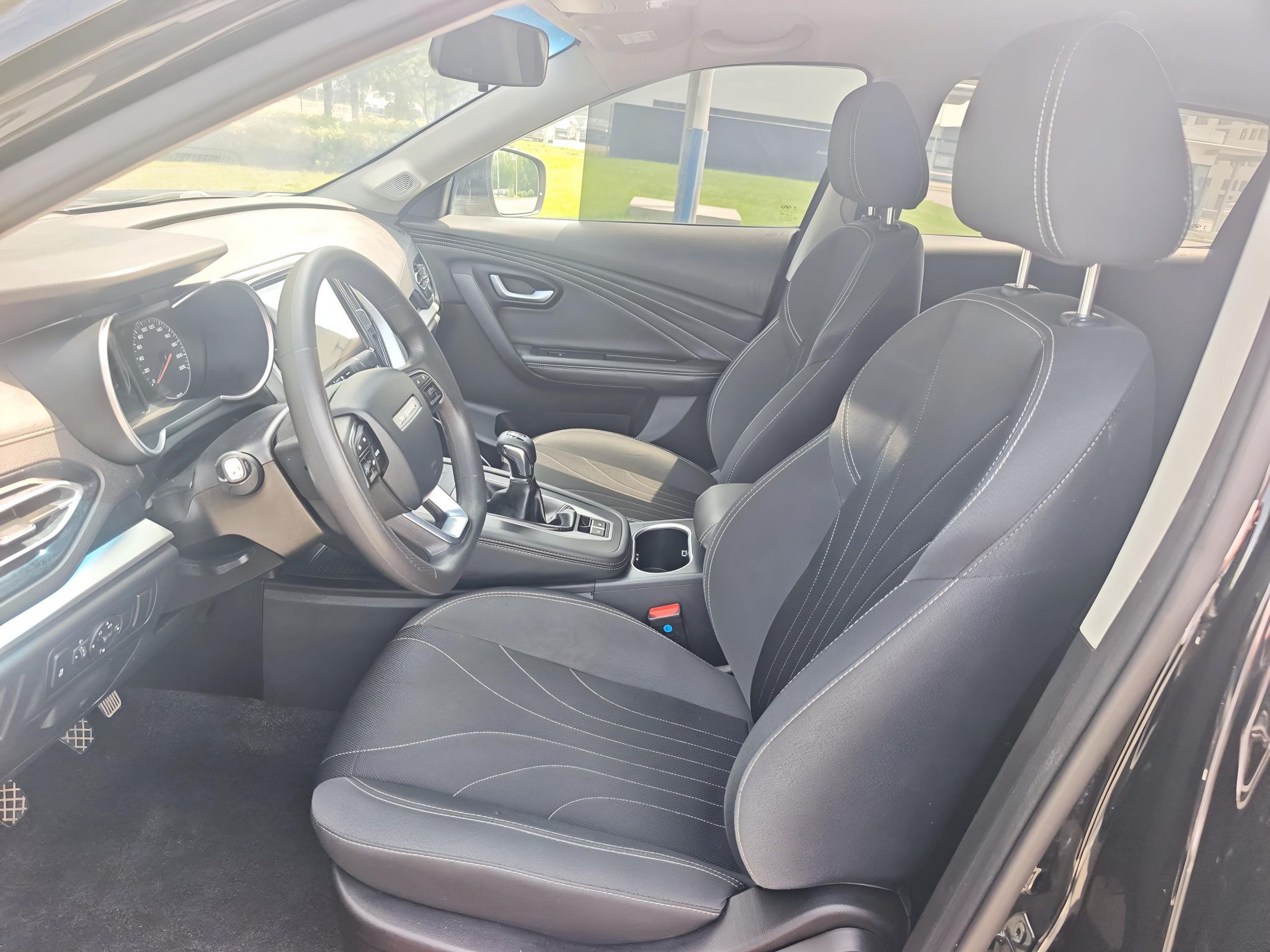 Vordere Reihe im Auto