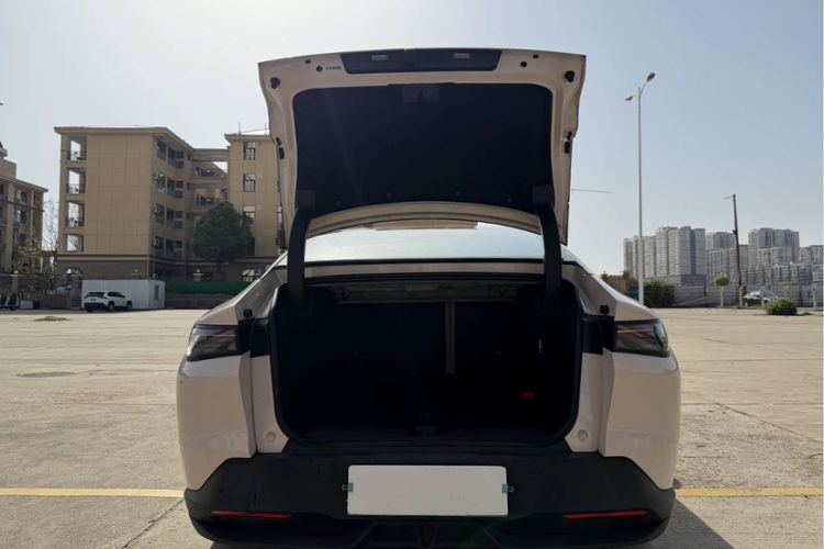 Used ARCFOX Alpha S5 2024 560MAX 185kW Trunk