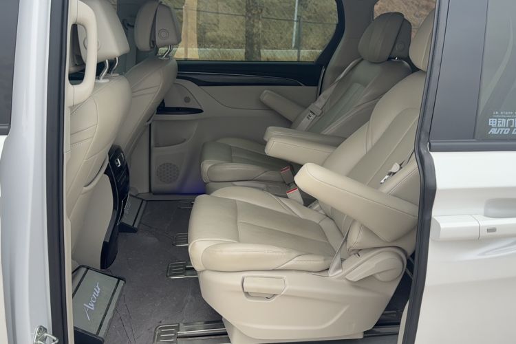 Used Buick GL8 2023 ES Lu Zun Comfort Model