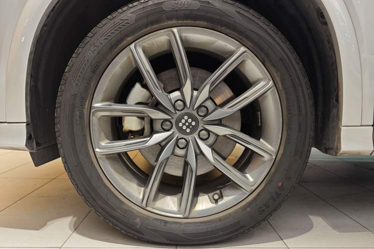 Used Landian E5 2023 1.5L DE-i 100KM Comfort Edition 7-Seater