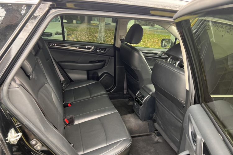 Used Subaru Outback 2016 2.5i Sport Navigation Edition Interior 2