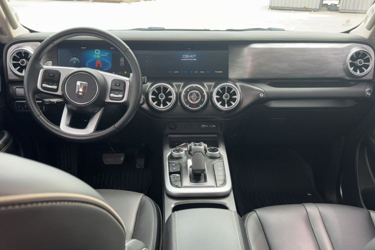 Used Tank 300 2021 Off-Road Edition 2.0T Conqueror Center Console