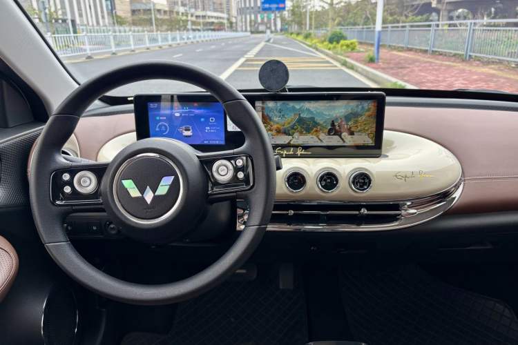 Used Wuling Bingo 2023 333 km Enjoyment Version
