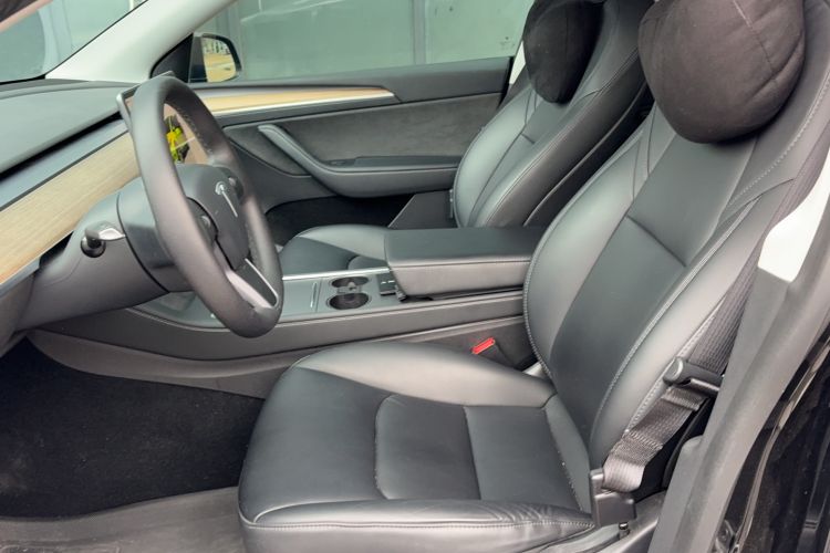 Used Tesla Model Y 2022 Rear-Wheel-Drive Version
