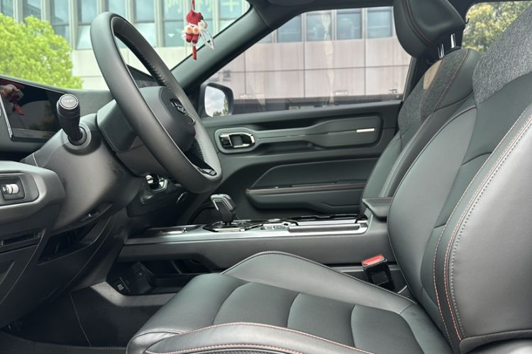 Used Geely Auto Cowboy 2025 1.5TD Trendy Play Edition
