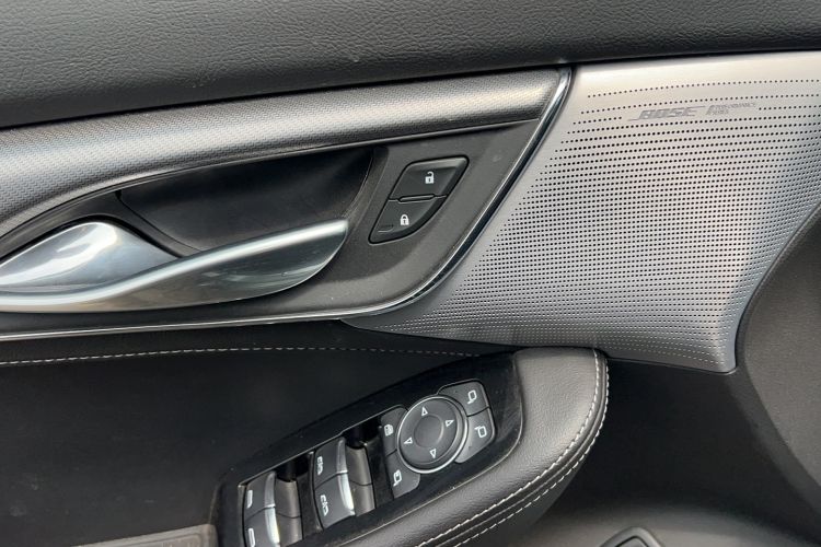 Used Cadillac CT5 2022 28T Luxury Version (Standard Edition) Interior 4