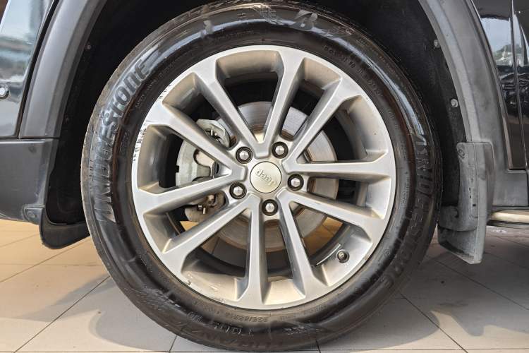 Used Jeep Grand Commander 2018 2.0T Four-Wheel Drive Prestige Edition China V
