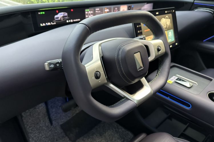 Used Avatr 07 2024 Ultra Range-Extended Four-Wheel Drive