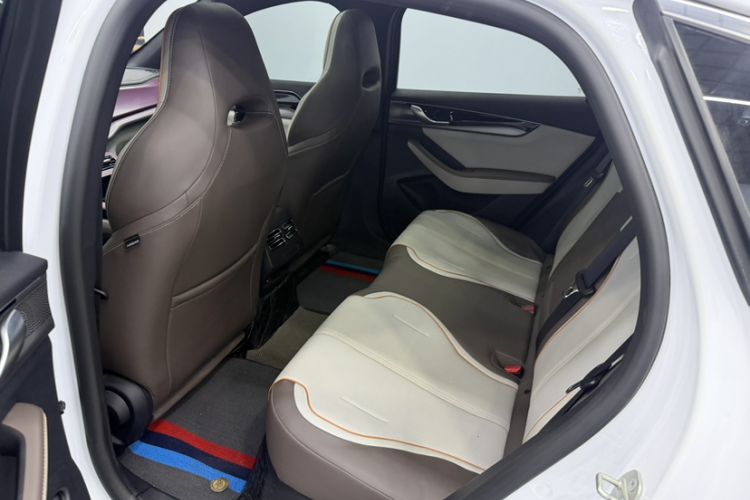 Used BYD Qin PLUS 2023 Champion Edition DM-i 120KM Leading Model Interior 3