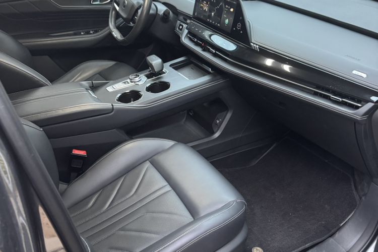 Used Changan UNI-K iDD 2023 Zhidian iDD 1.5T 135km Smart & Fun Model