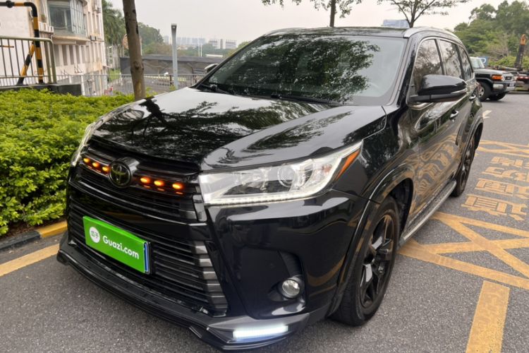 Used Toyota Highlander 2018 2.0T Four-Wheel Drive Prestige Version 7 Seats China VI Standard