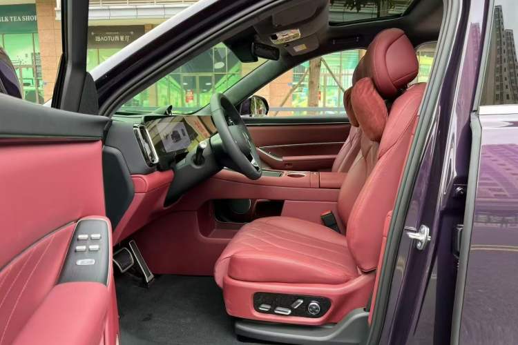 Used Hima AITO M8 2025 Model Pure Electric Max+ Five-Seat Long-Range Version