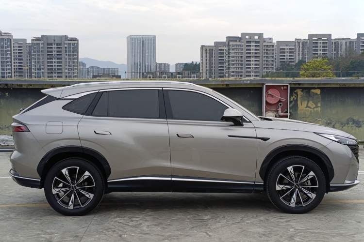 Used Roewe RX5 2023 1.5T Luxury Sliding-Screen Version