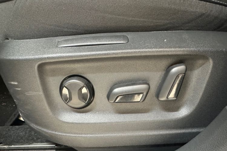 Used Skoda Karoq 2020 TSI280 Luxury Smart Edition China VI Standard