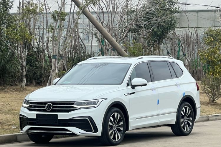 Used Volkswagen Tiguan L 2023 Restyled 330TSI Automatic Two-Wheel Drive R-Line Enhanced Comfort Version