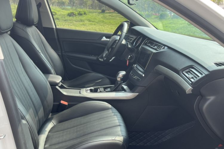 Used Peugeot 408 2019 360THP Automatic Luxury Edition China VI Standard Right Front Seat