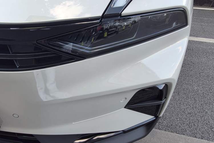 Used Lynk & Co 06 2025 Renew 1.5T Halo Exterior 6