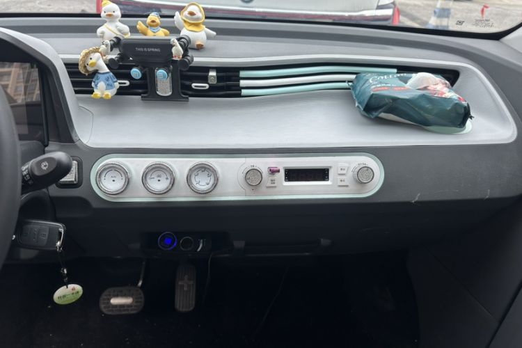 Used Wuling Hongguang MINIEV 2021 Macaron Premium Model – Lithium Iron Phosphate