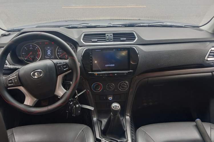 Used Great Wall Wingle 5 2017 2.0T European-Style Diesel 4x4 Ambition Version with Extended Double Cab – GW4D20E