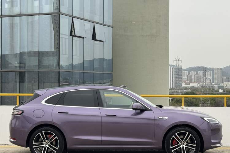 Used Hima AITO M5 2025 Extended-Range Ultra All-Wheel-Drive Version Exterior 8