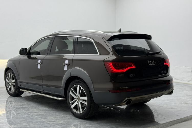 Used Audi Q7 2014 35 TFSI Off-road Model Exterior 3