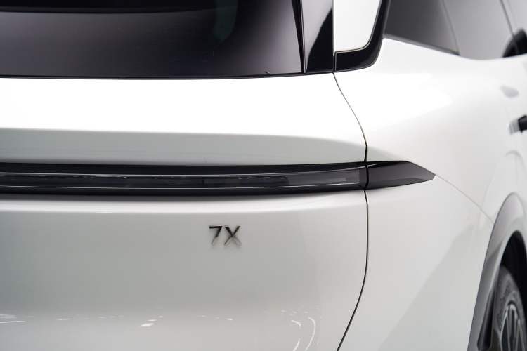 Used Zeekr 7X 2025 75 kWh Rear-Wheel Drive Intelligent Driving Version