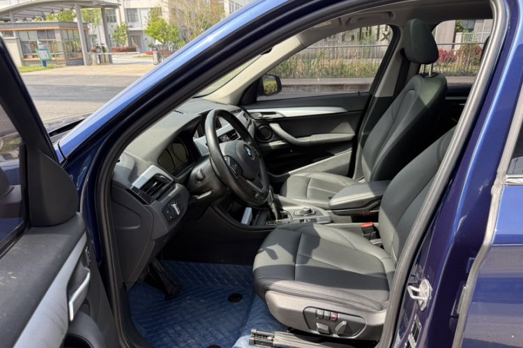 Used BMW X1 2019 sDrive18Li Fashion Model Left Front Seat