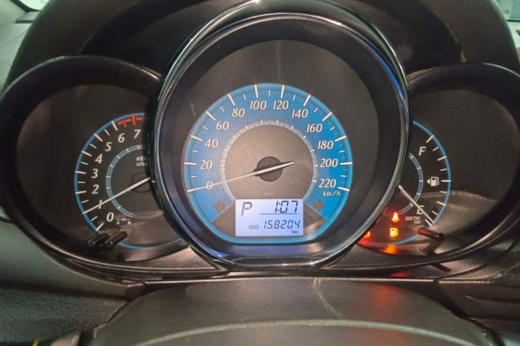 Used Toyota YARiS L Zhi Xuan 2015 1.5E Automatic Charm Edition