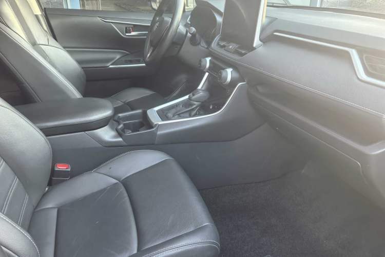 Used Toyota Wildlander 2021 2.0L CVT Two-Wheel Drive Luxury Edition