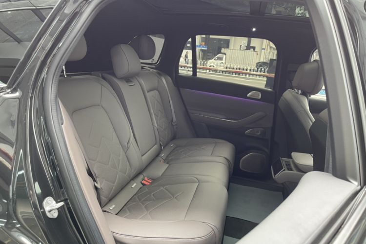 Used Nio ES7 2022 75 kWh Interior 4