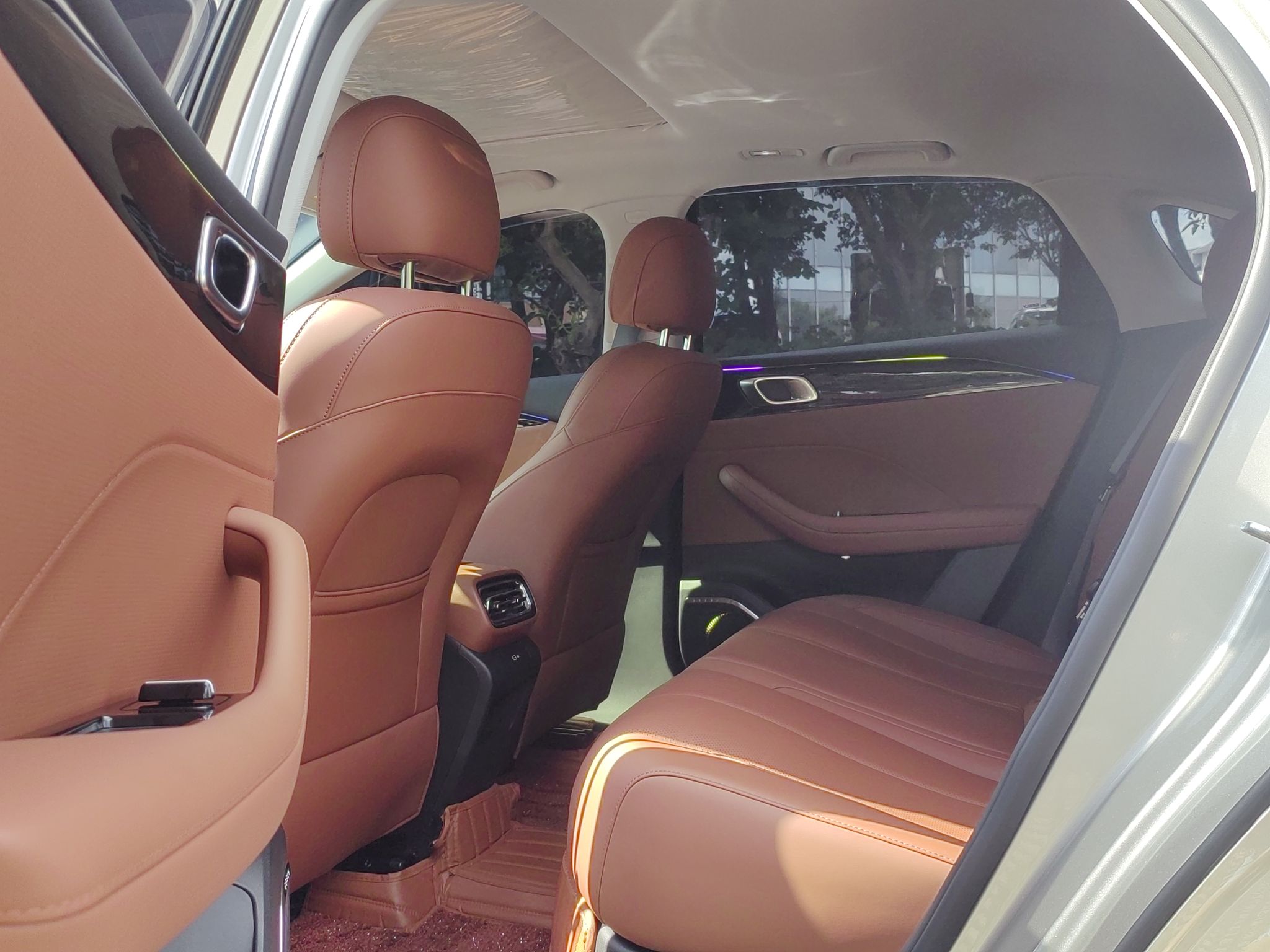 Geely Auto Emgrand 2026 Model 5th Generation 1.5T DCT Flagship Edition — снимка 19