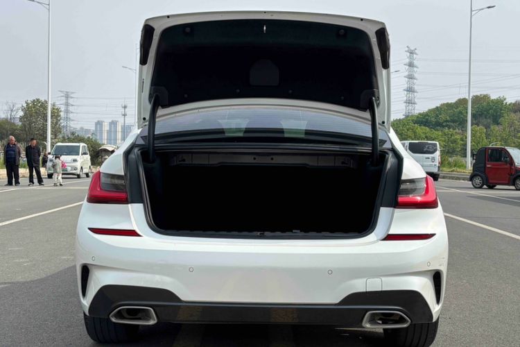 Used BMW 3 Series 2021 Facelifted 320Li M Sport Package
