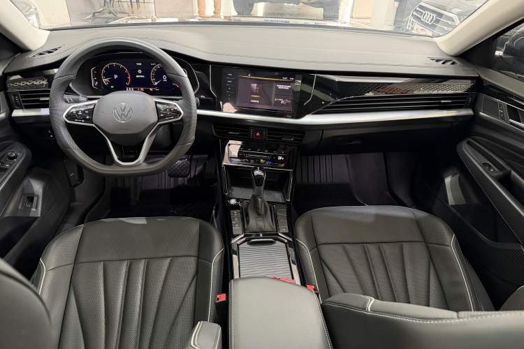 Used Volkswagen Passat 2024 380TSI Starry Dragon Edition